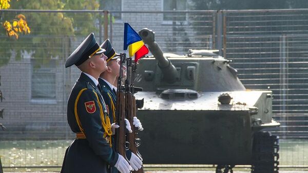 Владимир Донцул: нейтральный статус Молдовы необходимо сохранить - Sputnik Молдова