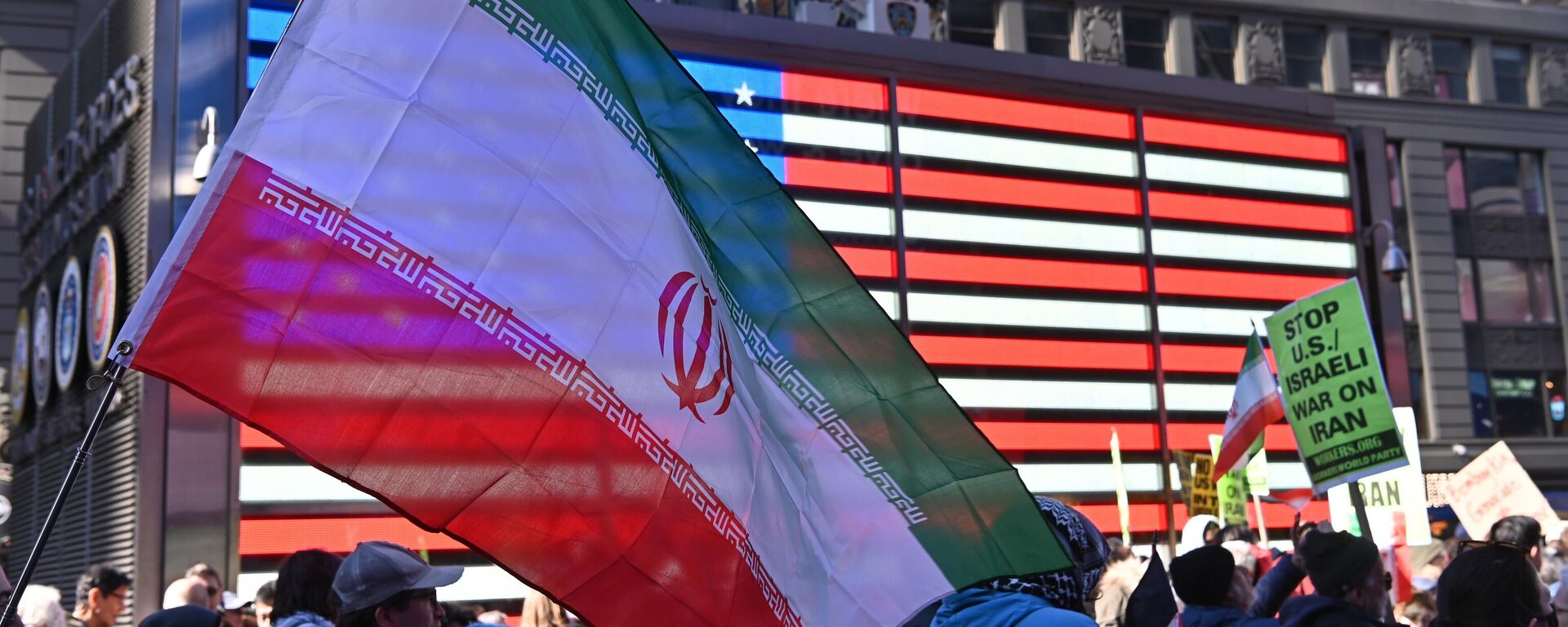 США терпят стратегическое поражение в войне с Ираном - Sputnik Молдова, 1920, 12.03.2026