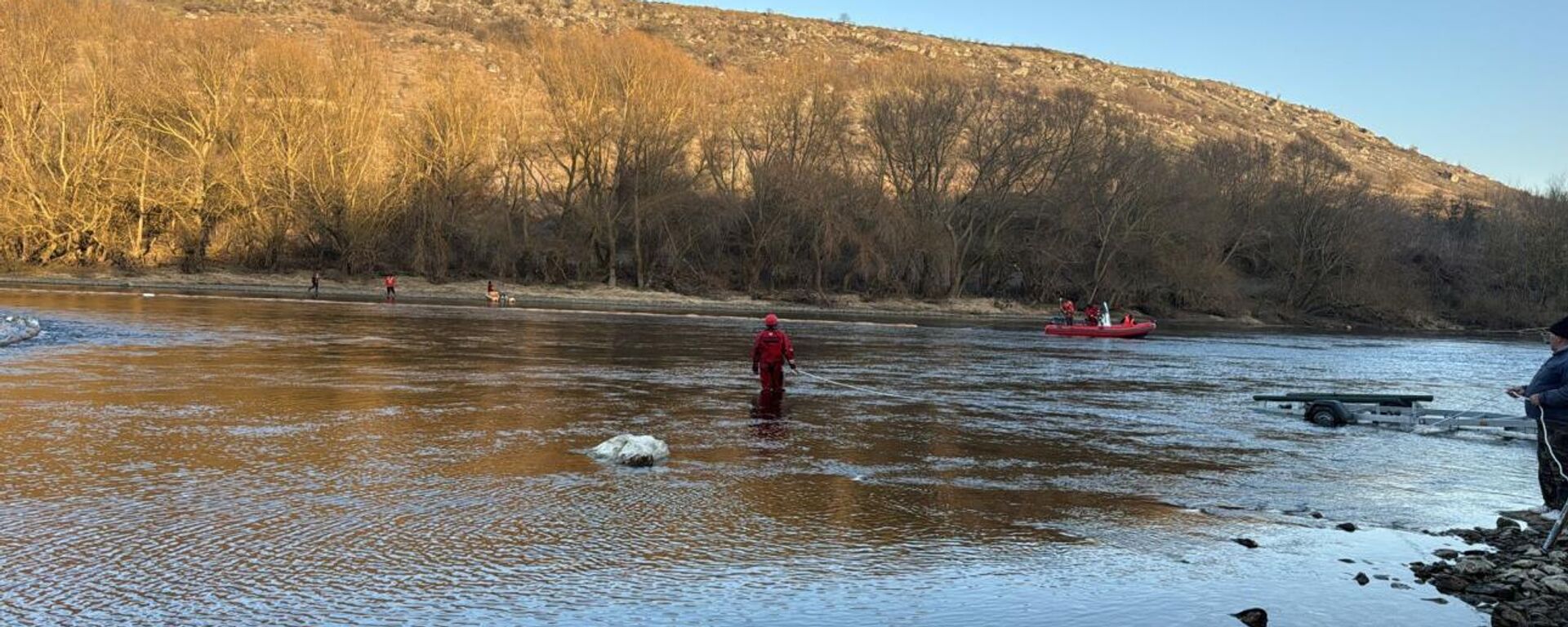 Ликвидация загрязнения на реке Днестр - Sputnik Молдова, 1920, 14.03.2026