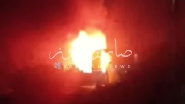 Пожар на американской военной базе Виктория в Багдаде после прилёта - Sputnik Молдова