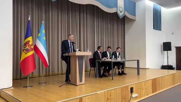Экс-башкан Михаил Формузал предложил создать молодежную группу, которая передаст претензии Гагаузии к центральным властям напрямую в Брюссель - Sputnik Молдова