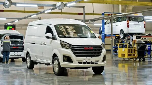 AvtoVAZ (АвтоВАЗ) a început producția vehiculelor comerciale SKM - Sputnik Moldova