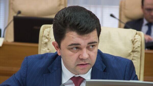 Presa moldovenească scrie că a fost reținut ex-vicepremierul pentru reintegrare Victor Osipov - Sputnik Moldova
