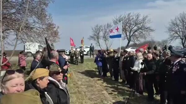 В селе Корпач Единецкого района проходят праздничные мероприятия, приуроченные к 82-й годовщине выхода Красной армии на государственную границу - Sputnik Молдова