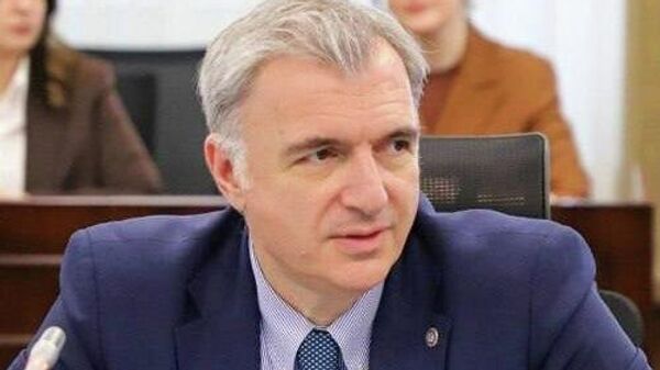 Ministrul moldovean al Economiei, Eugeniu Osmochescu, a declarat o pensie pe care o primește de la Banca Mondială, în mărime de 587 mii de dolari - Sputnik Moldova