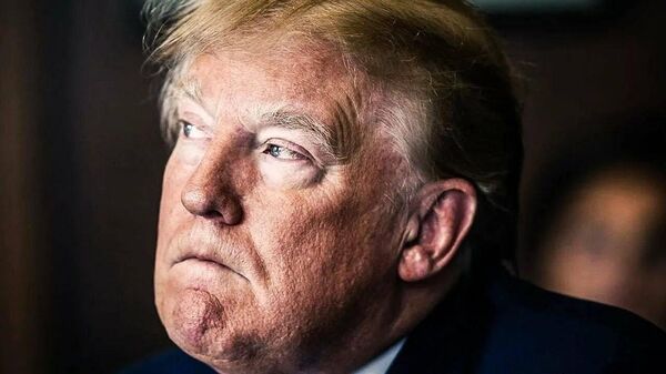 Рейтинг одобрения Трампа упал до 31%, что стало минимумом с момента его возвращения в Белый дом - Sputnik Молдова