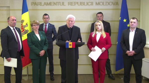 Vladimir Voronin a numit drept tragedie și trădare națională decizia Parlamentului Republicii Moldova de a ieși din Comunitatea Statelor Independente - Sputnik Moldova