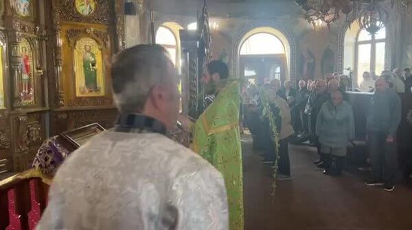 В Тараклии проходит праздничное богослужение — православные отмечают Вербное воскресенье - Sputnik Молдова
