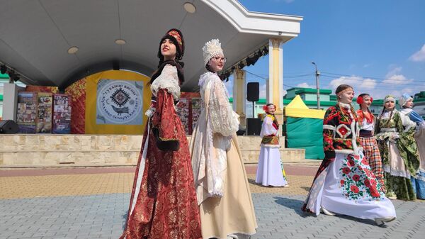 Праздник весны в Тирасполе - Sputnik Молдова