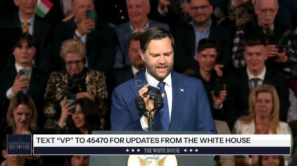 Трамп об Орбане: Потрясающий человек — вице-президент США Вэнс позвонил своему шефу с митинга в Будапеште - Sputnik Молдова