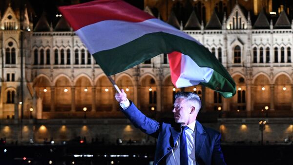 Партия Петера Мадьяра Тиса победила на выборах в Венгрии - Sputnik Молдова