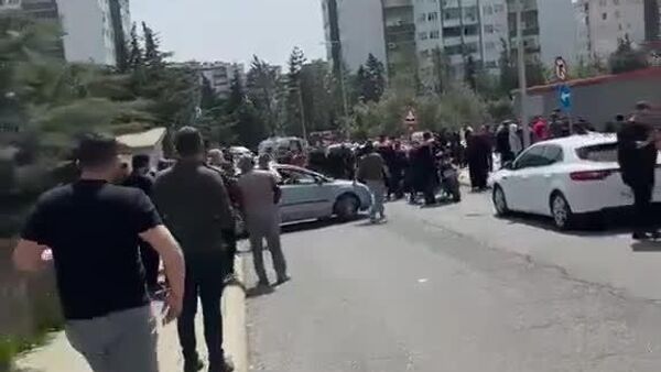 Pe internet au apărut noi înregistrări video de la locul tragediei din Turcia, unde un minor a deschis focul într-o școală - Sputnik Moldova