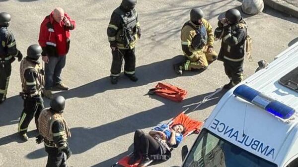 Устроивший стрельбу по прохожим в Киеве, предположительно, взорвал бомбу - Sputnik Молдова