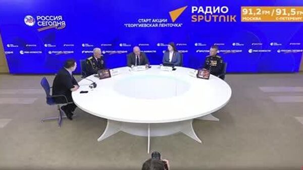 Акция Георгиевская ленточка началась сегодня в Москве - Sputnik Молдова