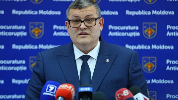 Олигарх Плахотнюк останется под арестом до вступления в силу окончательного приговора — решения Апелляционной палаты, заявил глава Антикоррупционной прокуратур Марчел Думбрэван - Sputnik Молдова