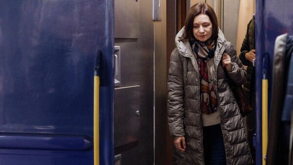 Санду в Киеве — встретится с Зеленским и поедет в Чернобыль - Sputnik Молдова