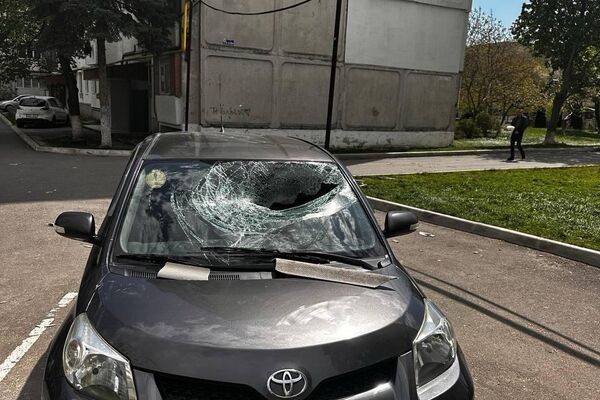 Последствия ураганного ветра в Кишиневе 26 апреля 2026 года - Sputnik Молдова