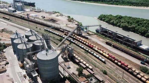 Azi s-a finalizat procedura de preluare a Portului Giurgiulești de către Portul Constanța din România - Sputnik Moldova