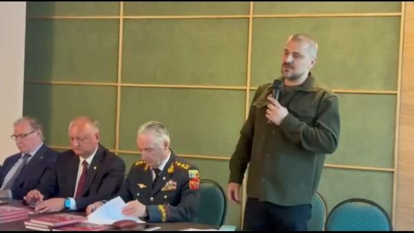 Autoritățile centrale au refuzat organizatorilor Marșului Victoriei și ai „Regimentului Nemuritor” permisiunea de a organiza adunarea din 9 mai în Piața Marii Adunări Naționale din Chișinău — acolo va fi marcat oficial „Ziua Europei” - Sputnik Moldova
