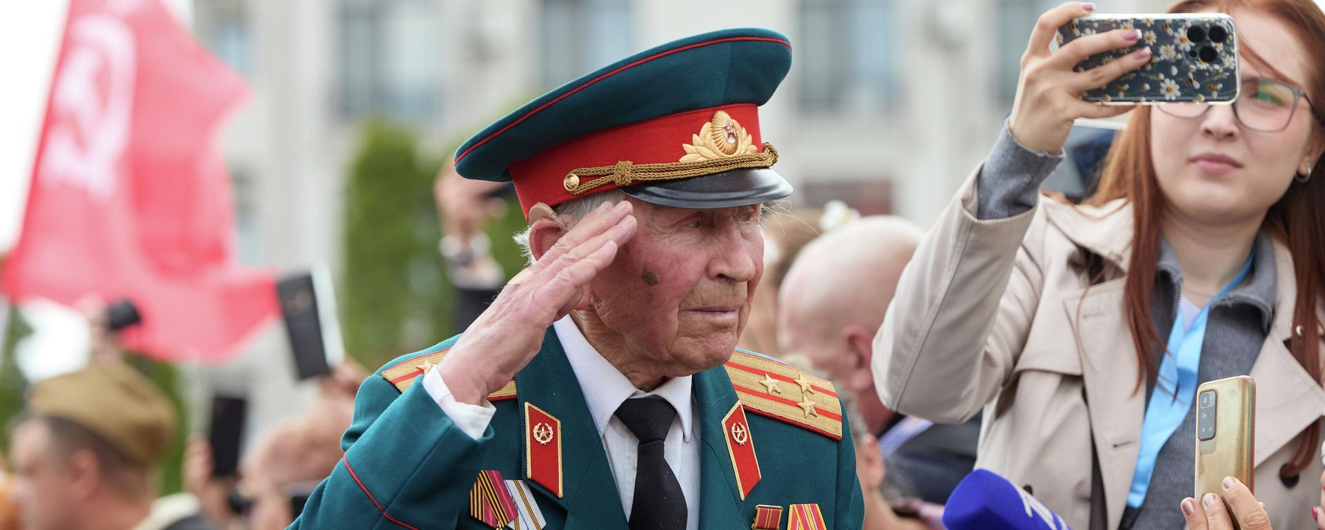 Звание Почетного жителя Кишинева присвоено ветерану ВОВ Василию Литвинову Звание Почетного жителя Кишинева присвоено ветерану ВОВ Василию Литвинову - Sputnik Молдова, 1920, 26.06.2026