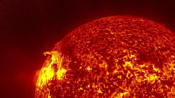 O nouă erupție solară puternică - Sputnik Moldova