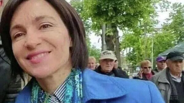 Iar gurile rele vorbesc prin târg că specialiștii PAS, responsabili de eliminarea din spațiul virtual a imaginilor care nu dau bine azi imaginii Maiei Sandu, au căscat gura și n-au nimicit și această poză cu elemente inadmisibile - Sputnik Moldova