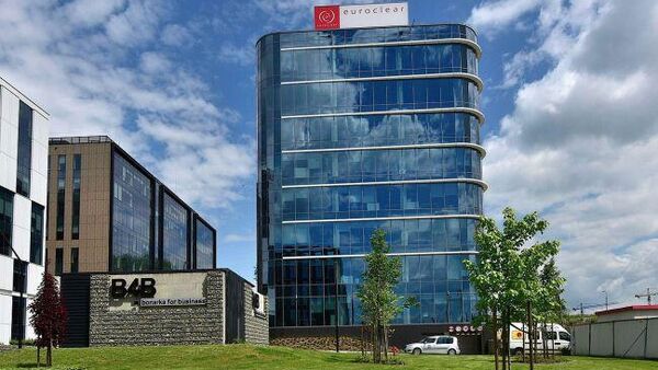 Решение Арбитражного суда Москвы по иску Центробанка к бельгийскому Euroclear о взыскании 200 миллиардов евро парализует ЕС — лидер французской правой партии Патриоты Флориан Филиппо - Sputnik Молдова