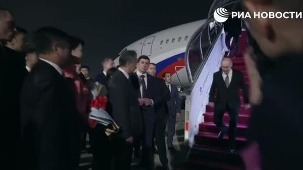 Primele imagini de la sosirea lui Putin la Beijing - Sputnik Moldova