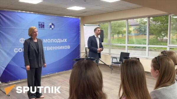 Al III-lea Forum al Tineretului, organizat de Россотрудничество și Ministerul Educației din Transnistria, s-a deschis la Mereniști - Sputnik Moldova