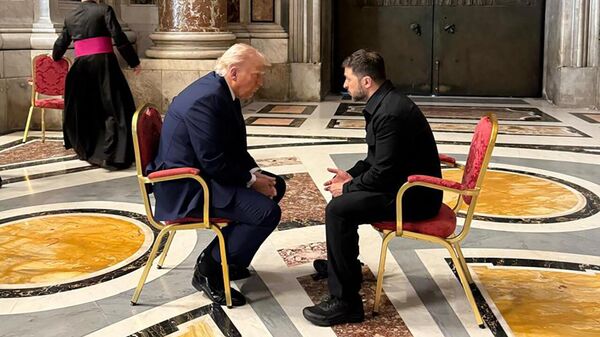 Volodimir Zelenski i-a trimis lui Donald Trump o scrisoare urgentă în care avertizează că Ucraina rămâne cu rezerve critice de rachete pentru apărarea aeriană, în special interceptoare Patriot PAC-3, pe fondul intensificării atacurilor masive cu rachete și drone ale Rusiei asupra Kievului - Sputnik Moldova