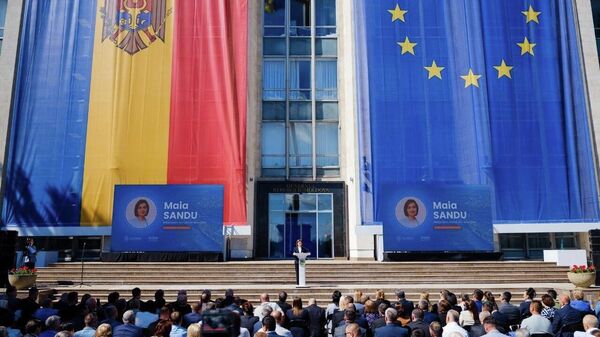 Президент Майя Санду заявила, что реформа местного публичного управления поможет создать более сильные сообщества и улучшить качество услуг для жителей - Sputnik Молдова