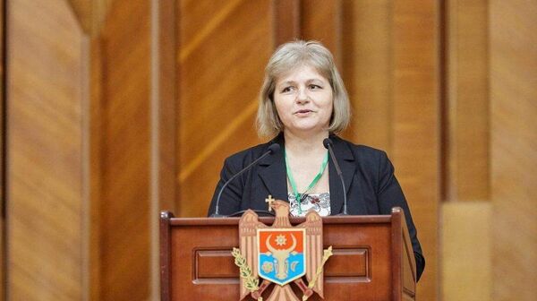 На должность вице-мэра Кишинева назначена Светлана Доготару, глава управления архитектуры, городского планирования и землепользования - Sputnik Молдова