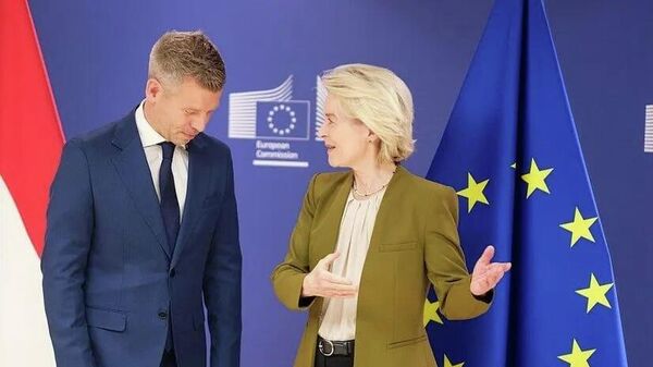 Еврокомиссия разблокирует для Венгрии 16,4 миллиарда евро из фондов Евросоюза, заявила глава Еврокомиссии Урсула фон дер Ляйен - Sputnik Молдова