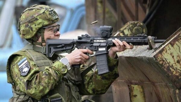 Estonia intenționează să introducă serviciul militar obligatoriu pentru femei - Sputnik Moldova