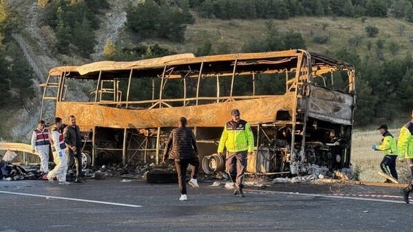 Восемь человек погибли в ДТП с автобусом туркомпании в Турции, еще 33 пострадали - Sputnik Молдова