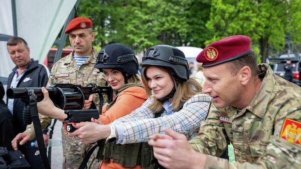 Сегодня Всемирный день защиты детей - Sputnik Молдова