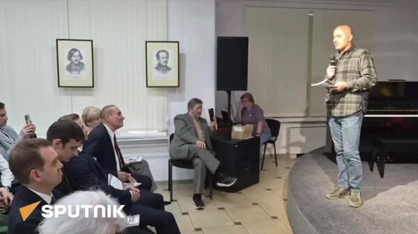 То, что вышел ещё один номер журнала „Русское поле“, ещё один след оставлен в литературной среде, — это ещё одна маленькая победа - Sputnik Молдова