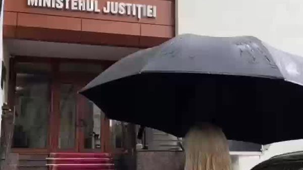 „Inima Moldovei” a adresat o solicitare Ministerului Justiției de a retrage acțiunea depusă la Curtea de Apel privind limitarea activității partidului - Sputnik Moldova