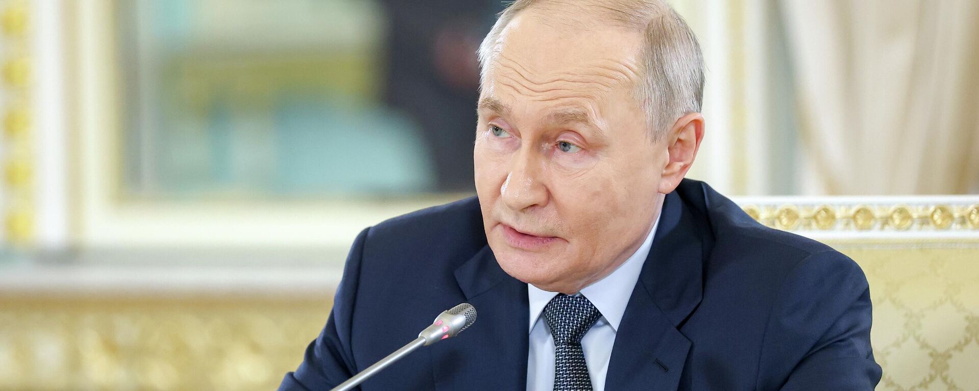 Встреча президента РФ Владимира Путина с руководителями международных информационных агентств - Sputnik Молдова, 1920, 04.06.2026