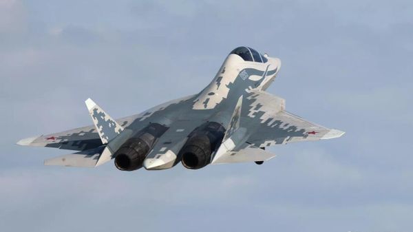 Su-57 este cel mai bun avion de vânătoare din lume, a declarat Putin - Sputnik Moldova