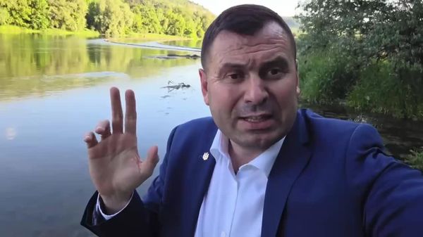Костюк обвинил власти в сокрытии информации о загрязнении Днестра неизвестным веществом в районе города Атаки - Sputnik Молдова