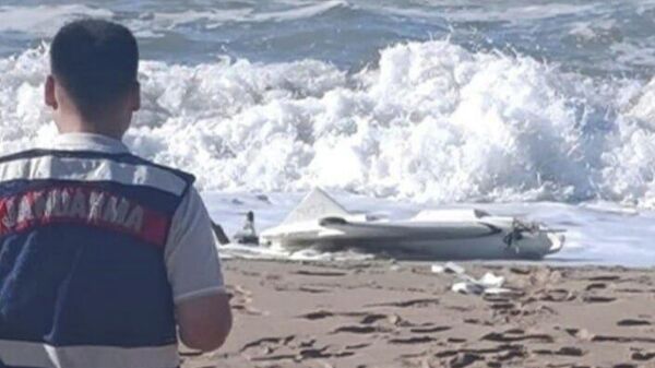 O dronă de luptă a fost depistată pe coasta Mării Negre din Turcia, potrivit agenției locale de știri IHA - Sputnik Moldova