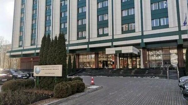Национальная конфедерация профсоюзов (CNSM) жестко раскритиковала новые поправки к закону о единой системе оплаты труда - Sputnik Молдова