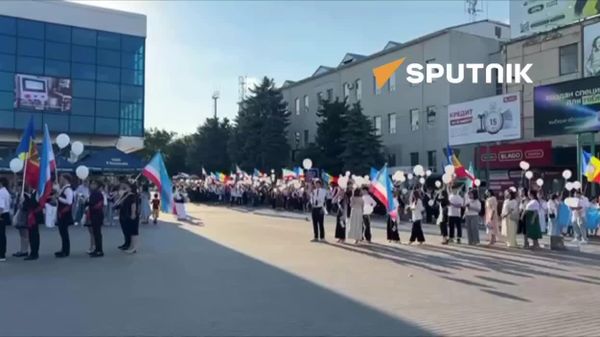 Imagini din Comrat, unde are loc partea festivă a Balului Absolvenților - Sputnik Moldova