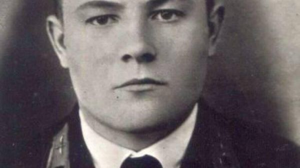 Долгое время командир звена 55-го авиаполка лейтенант Александр Мочалов числился пропавшим без вести в боях за Молдавию - Sputnik Молдова