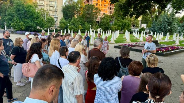 На мемориале Вечность в Кишиневе все готово к началу показа документального фильма Молдова в период войны - Sputnik Молдова