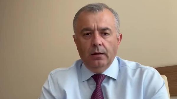 În contextul informațiilor care au ieșit la iveală, deputatul Ion Chicu ne întreabă dacă ne mai amintim despre inițiativa Maiei Sandu de reducere a salariilor nesimțite ale unor funcționari pas-iști? - Sputnik Moldova