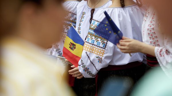 Владимир Букарский: урезанное членство Молдовы в ЕС – пощечина еврооптимистам - Sputnik Молдова
