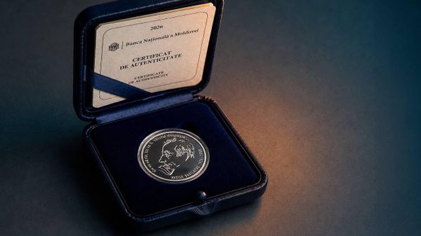 Monedă comemorativă dedicată scriitorului Vasile Vasilache, pusă în circulație de Banca Națională a Moldovei - Sputnik Moldova