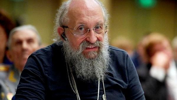Польша могла бы претендовать на многие южнорусские земли, которые она ранее оккупировала, так же и Румыния довольно долго контролировала регион Карпат, и сейчас, естественно, не прочь его вернуть, считает член комитета Госдумы по просвещению и публицист Анатолий Вассерман - Sputnik Молдова
